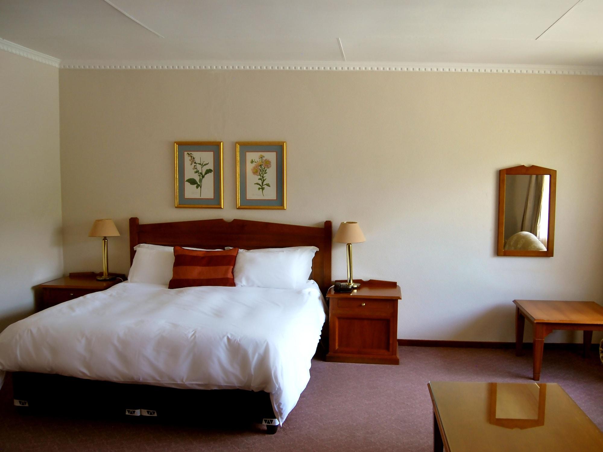 فندق روستنبرجفي  فندق ومركز مؤتمرات سفاري لودج المظهر الخارجي الصورة